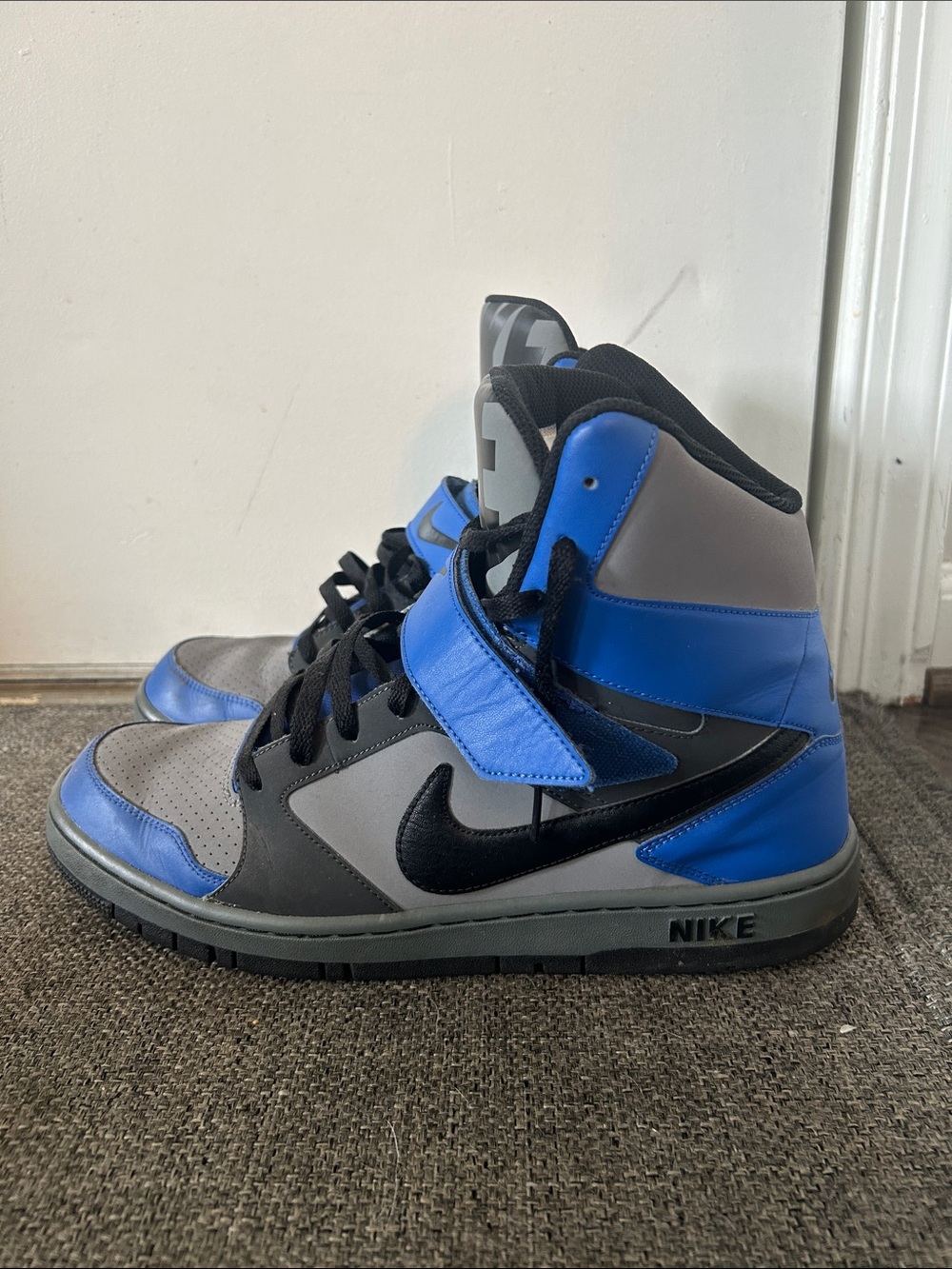 Nike High-Top Sneakers in Gray, Black & Blue